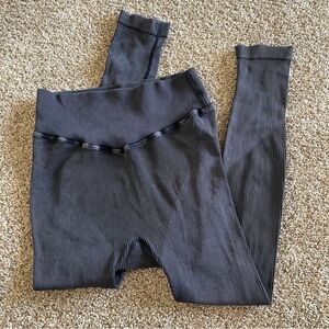 Senita Athletics Crop Seamless Leggings Women’s Large Gray Vintage Washed Ribbed